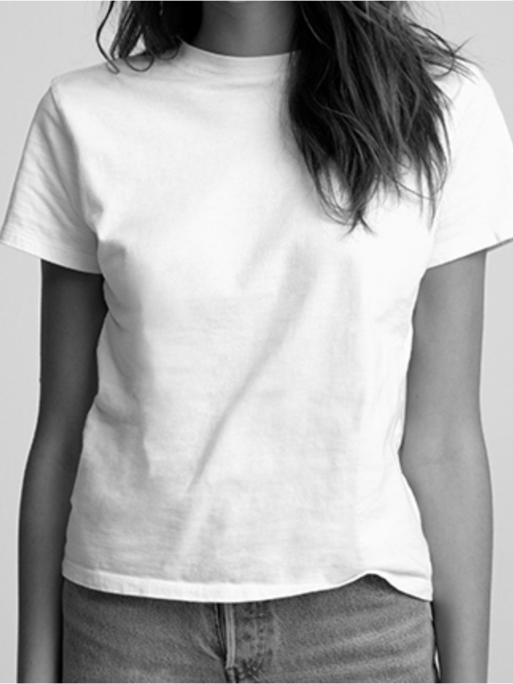 XKarla Hanes White The Crew T-shirt Medium